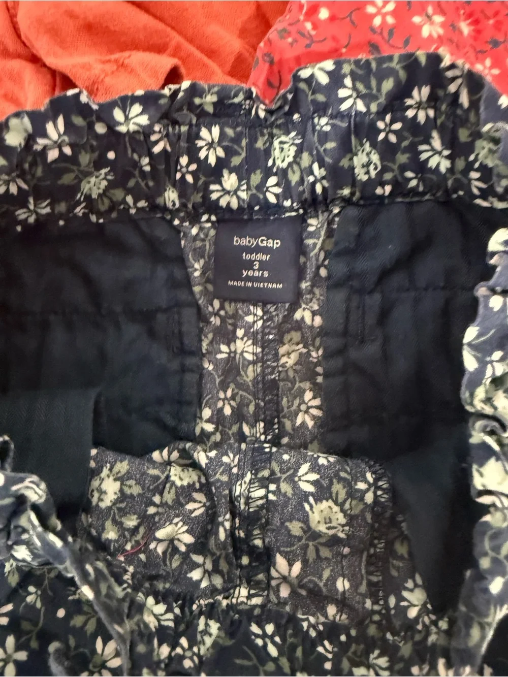 GAP/Old Navy  Girls 3 years Coral/Navy Floral, Denim Shorts Pack of 5